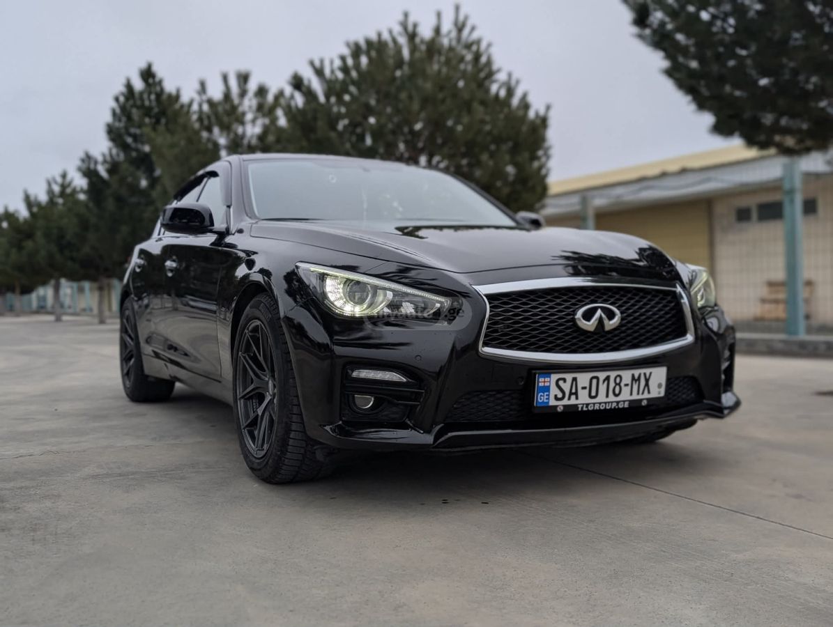 Infiniti Q 50 - фото 1