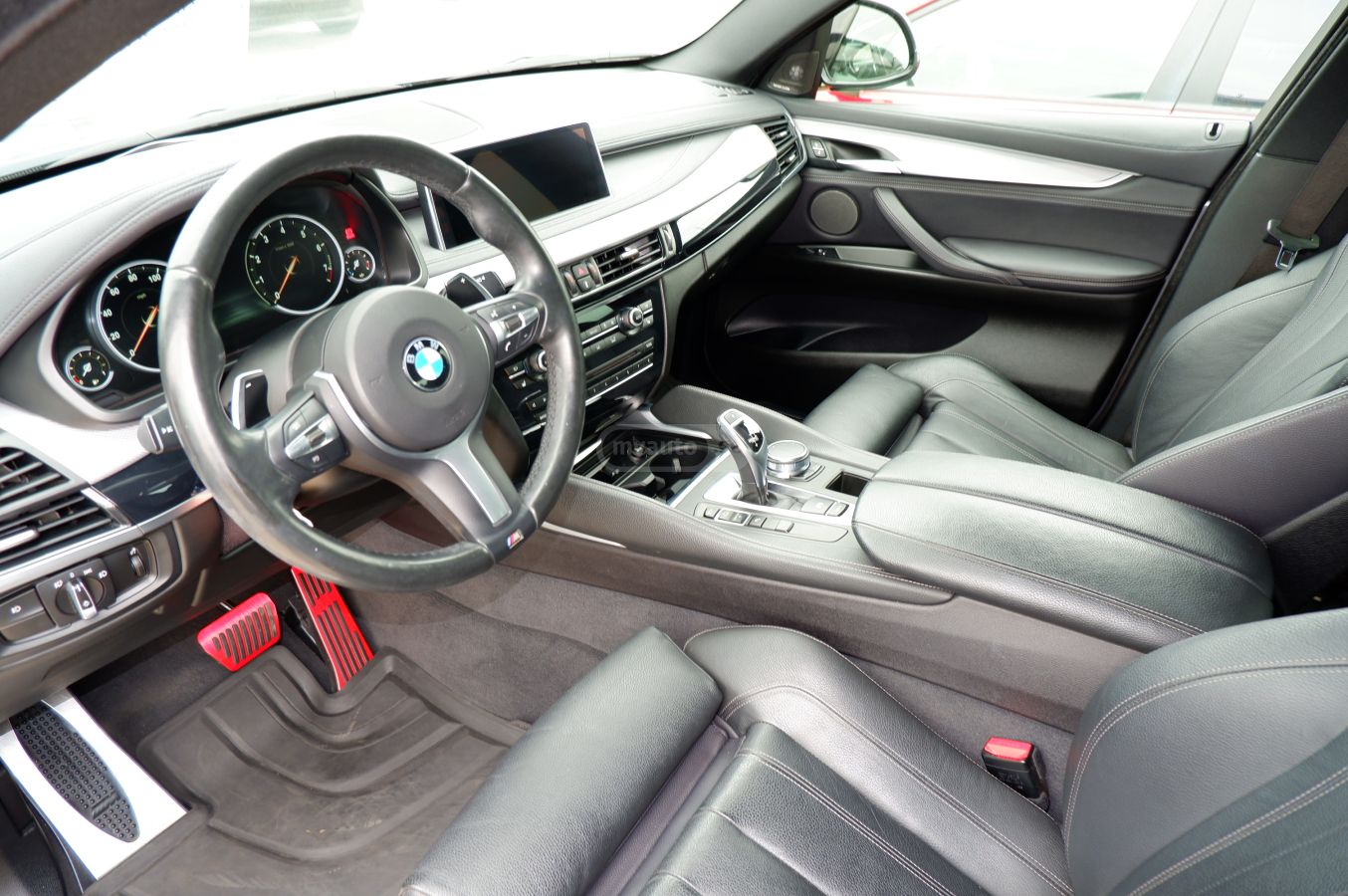BMW X6 - фото 11