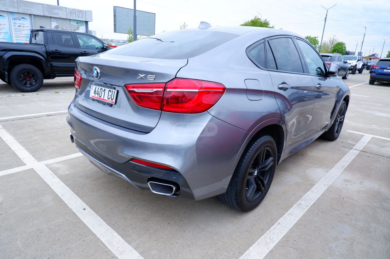 BMW X6 - фото 4