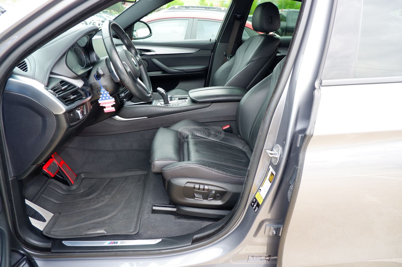 BMW X6 - фото 9