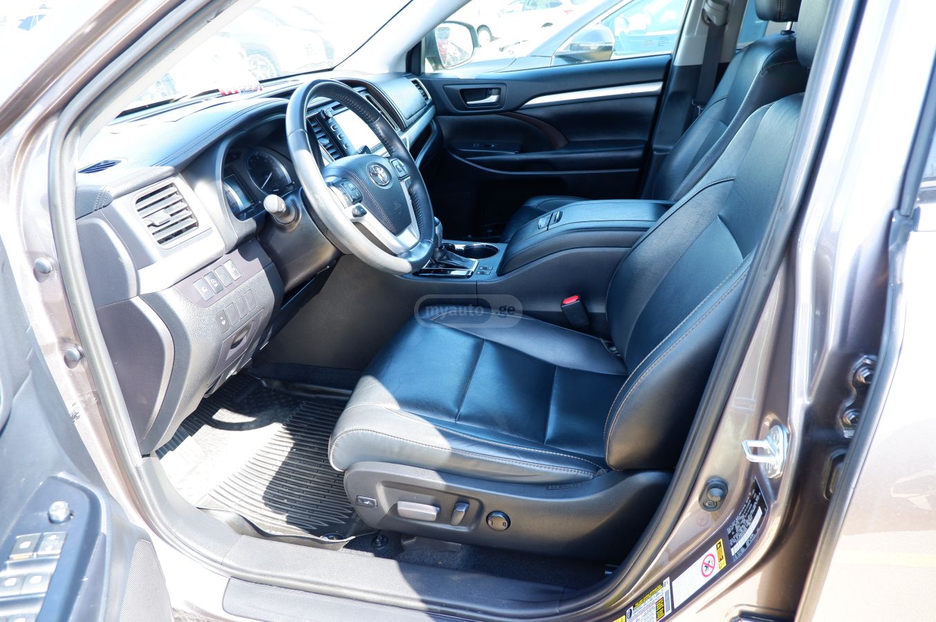 Toyota Highlander - фото 11