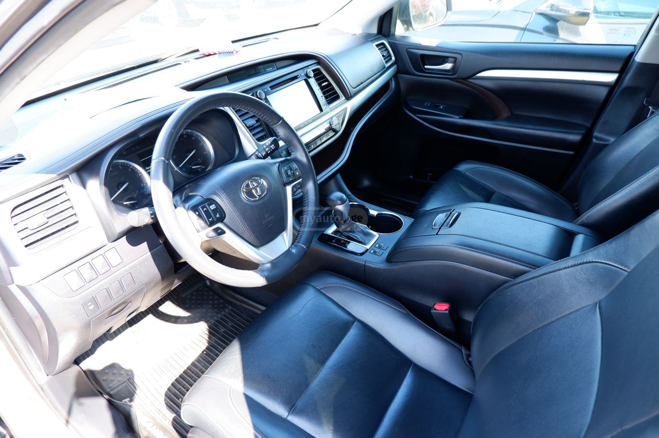 Toyota Highlander - фото 13