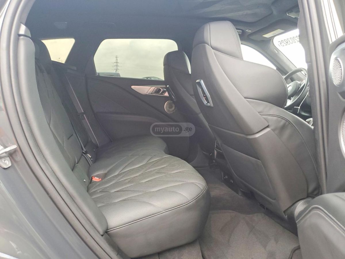 BMW XM 2025 — миниатюра 11