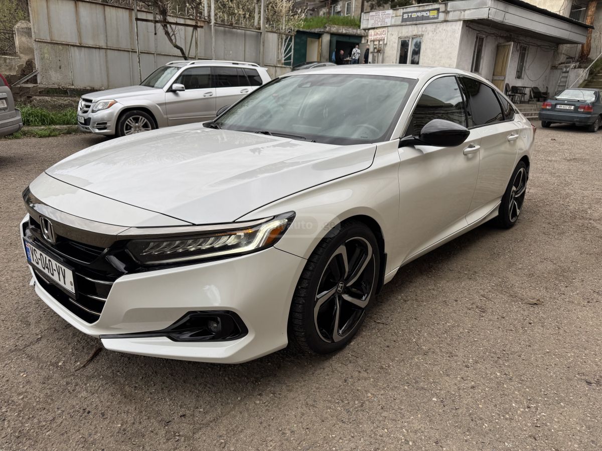 Honda Accord - фото 1
