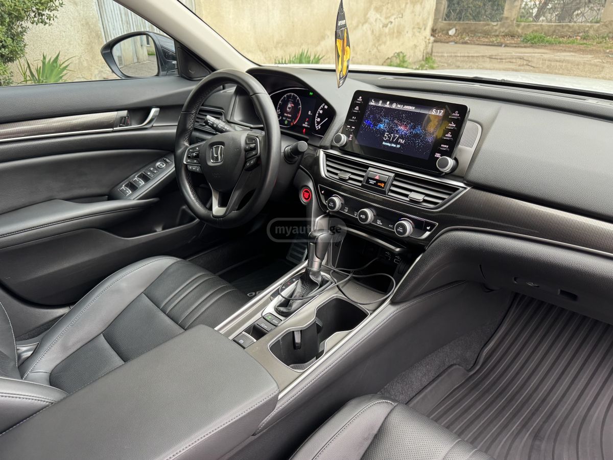 Honda Accord - фото 6