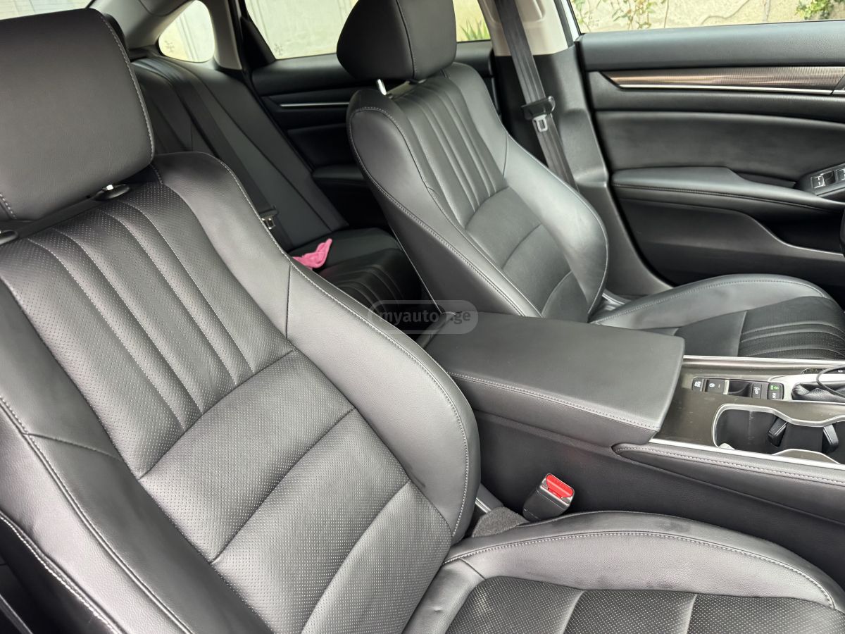 Honda Accord - фото 7