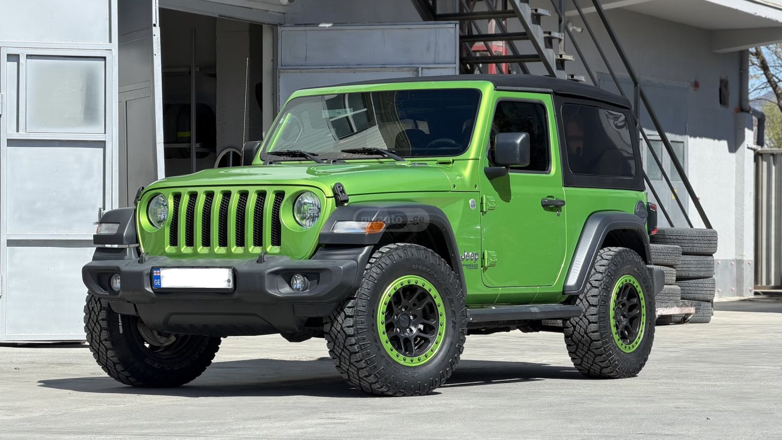 Jeep Wrangler - фото 1