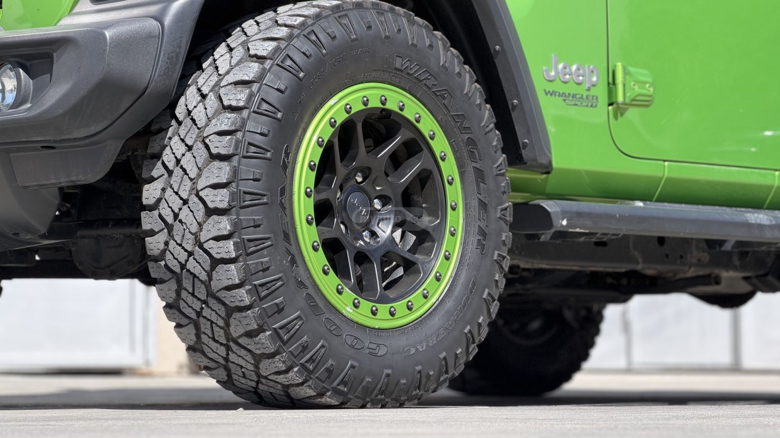 Jeep Wrangler - фото 6