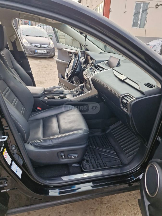 Lexus NX 300 - фото 10