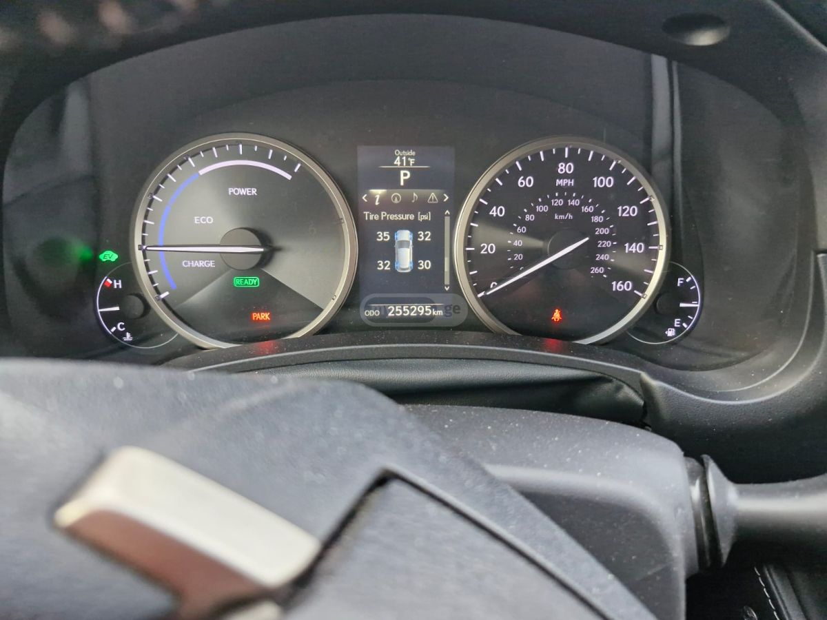 Lexus NX 300 - фото 11
