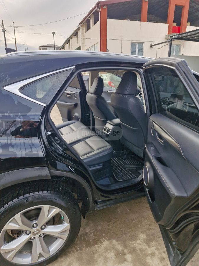 Lexus NX 300 - фото 4