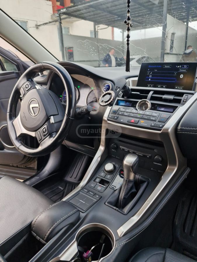 Lexus NX 300 - фото 5