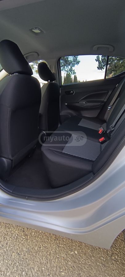 Nissan 1.6 S 4dr Sedan CVT — миниатюра 13