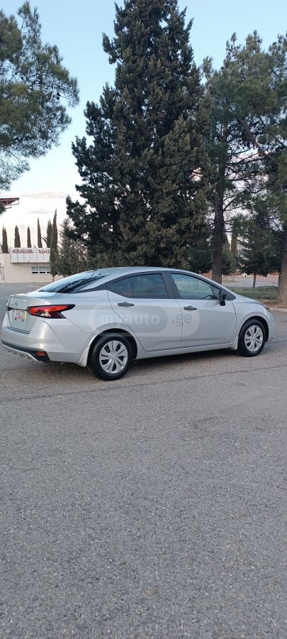 Nissan 1.6 S 4dr Sedan CVT — миниатюра 8