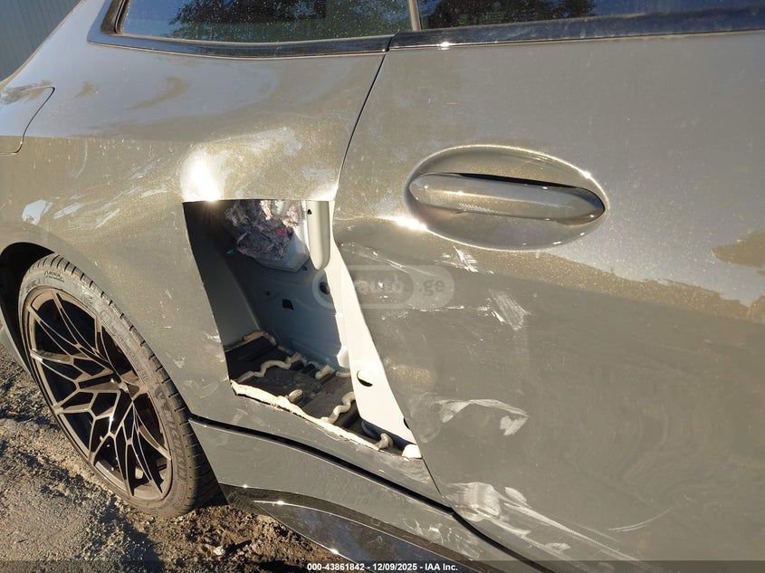 BMW M4 2025 — миниатюра 6