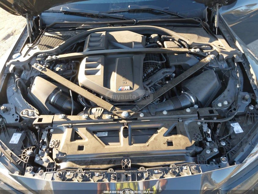 BMW M4 2025 — миниатюра 9