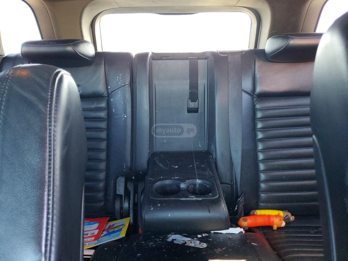 Jeep Grand Cherokee - фото 10