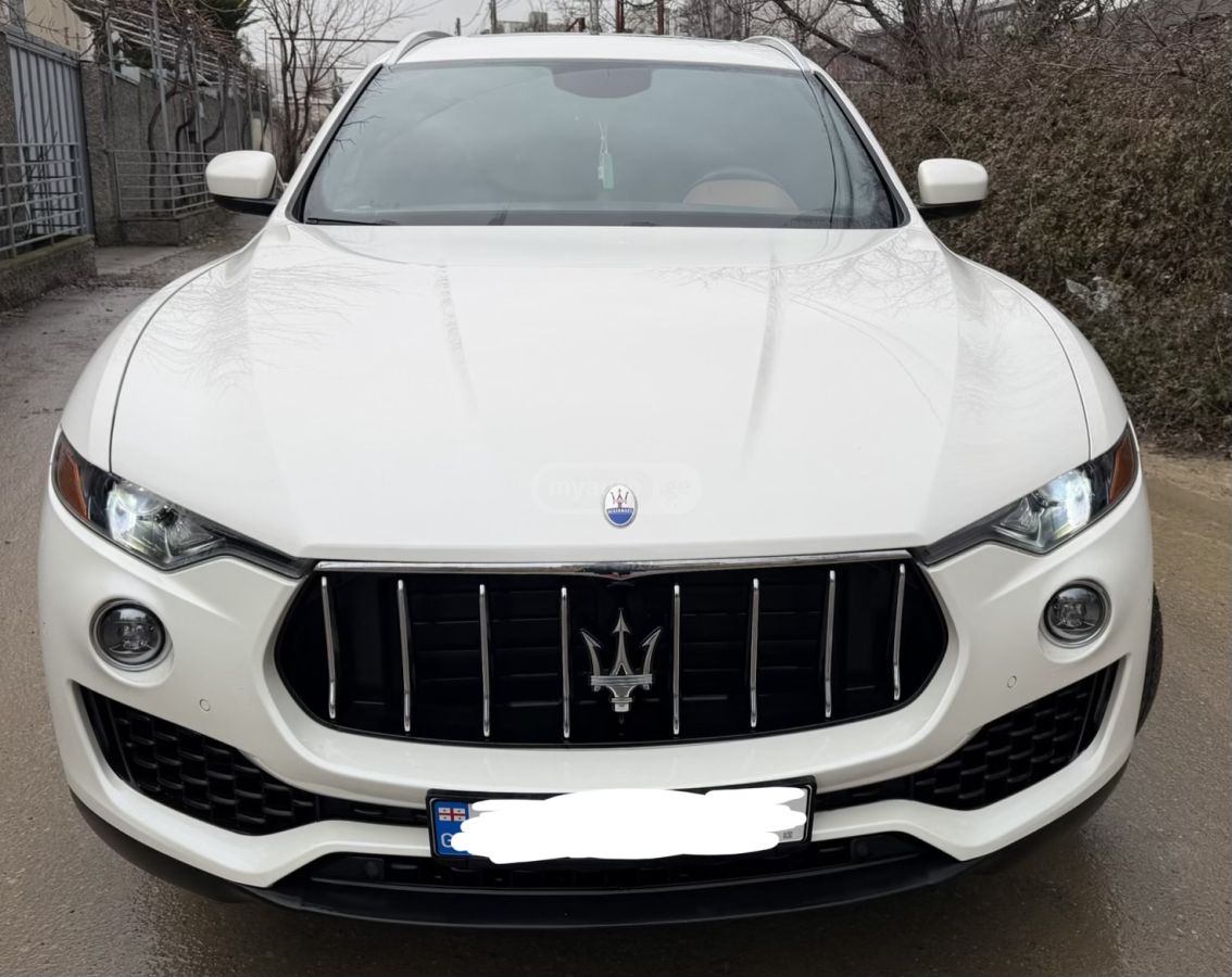 Maserati Levante - фото 1