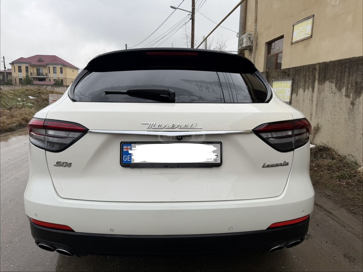 Maserati Levante - фото 4