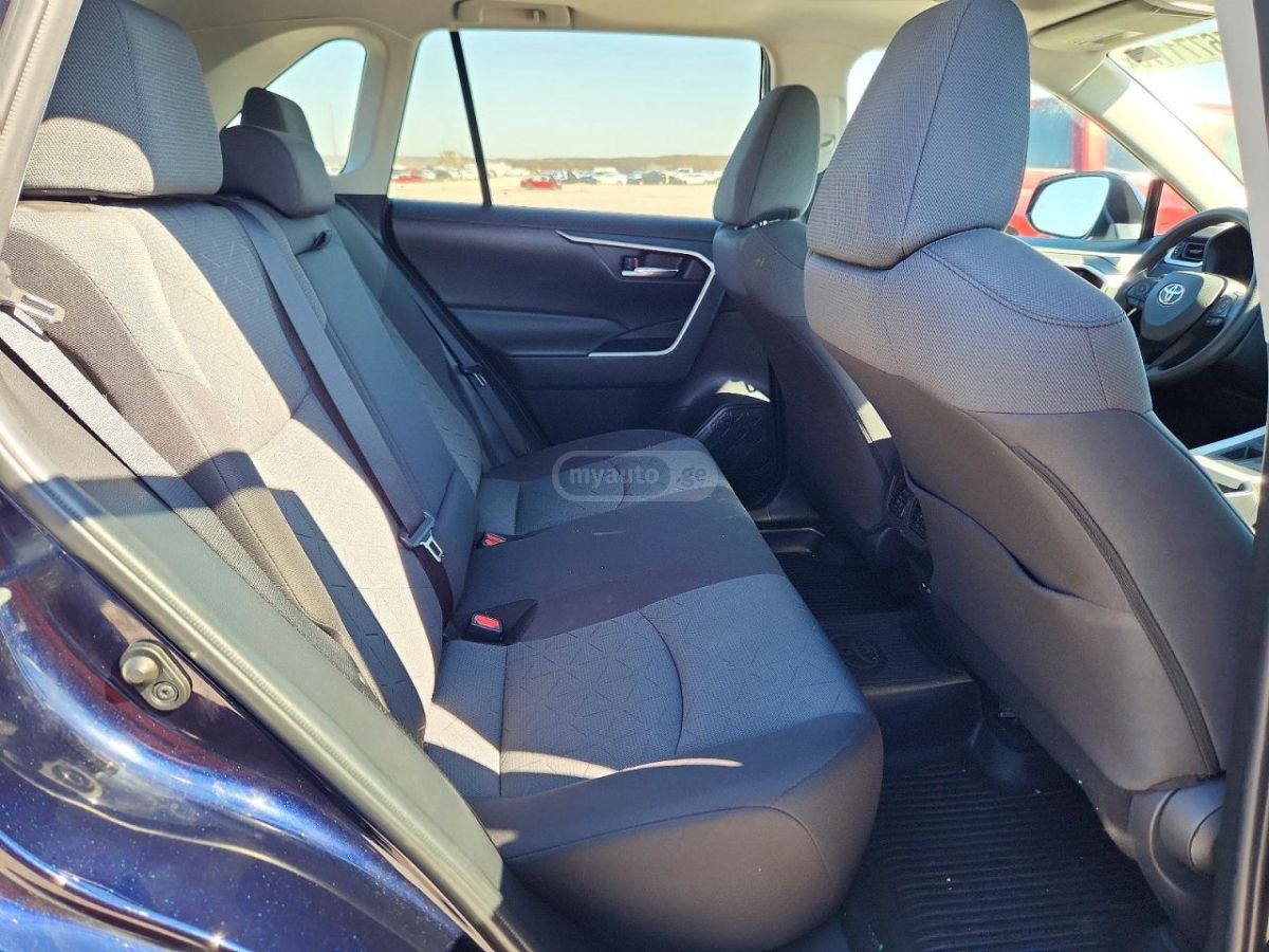 Toyota XLE Premium 4dr Front-Wheel Dr — миниатюра 11