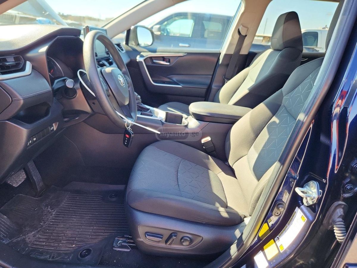 Toyota XLE Premium 4dr Front-Wheel Dr — миниатюра 7