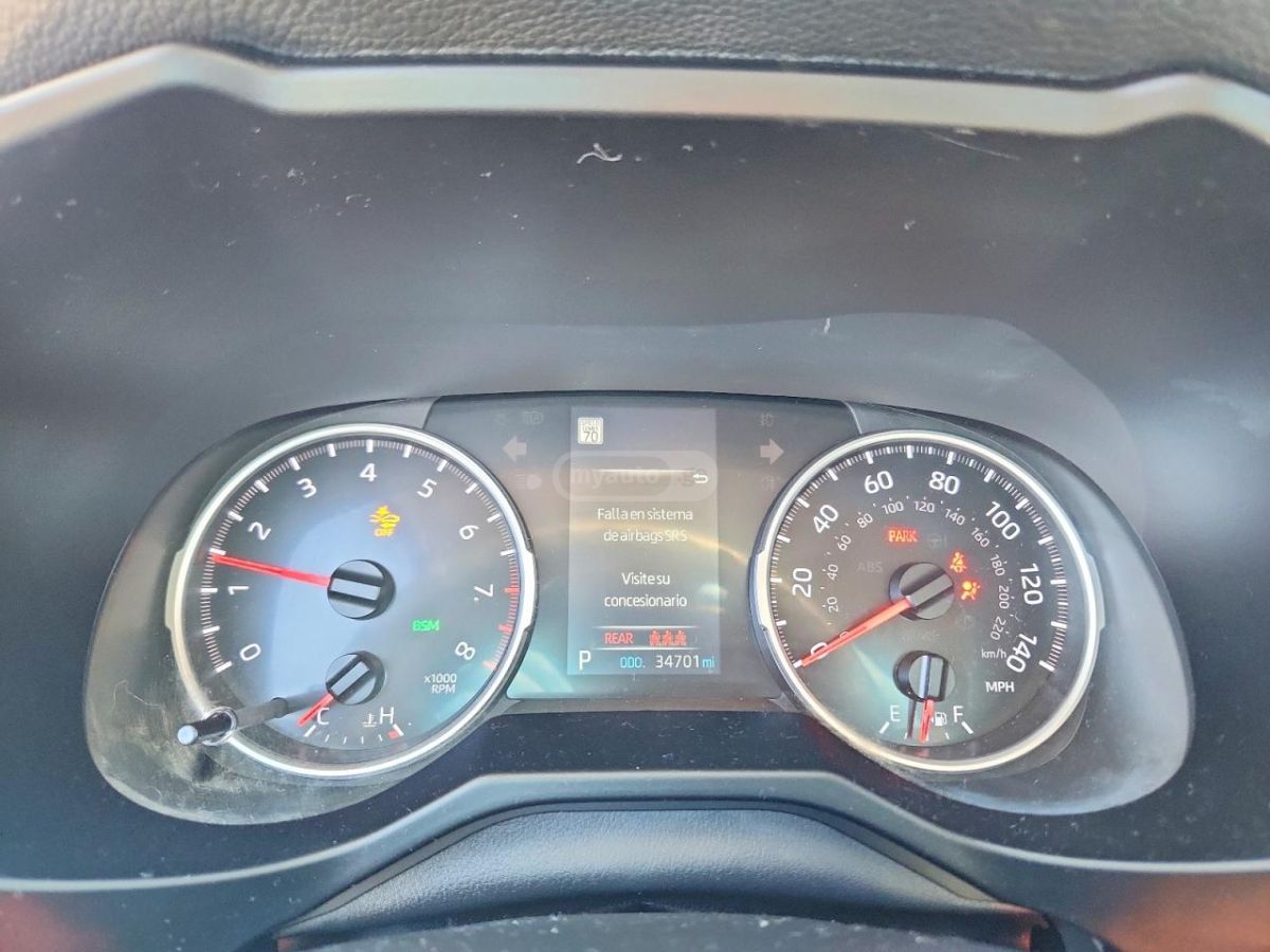 Toyota XLE Premium 4dr Front-Wheel Dr — миниатюра 9