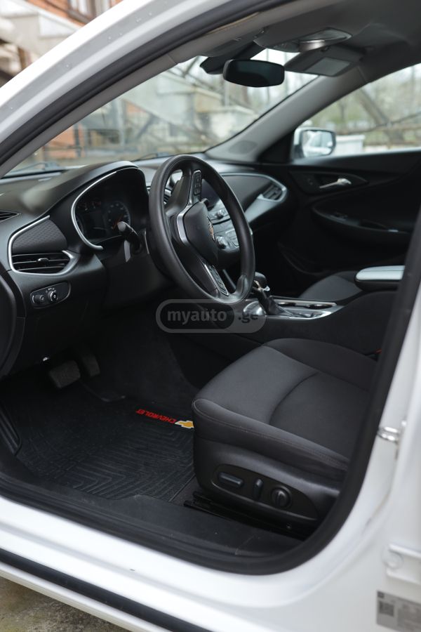 Chevrolet Malibu - фото 2