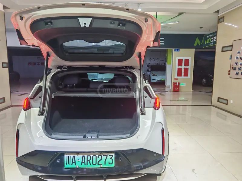 Zeekr X 2023 — миниатюра 11