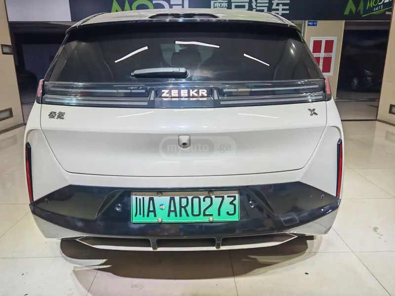 Zeekr X 2023 — миниатюра 5