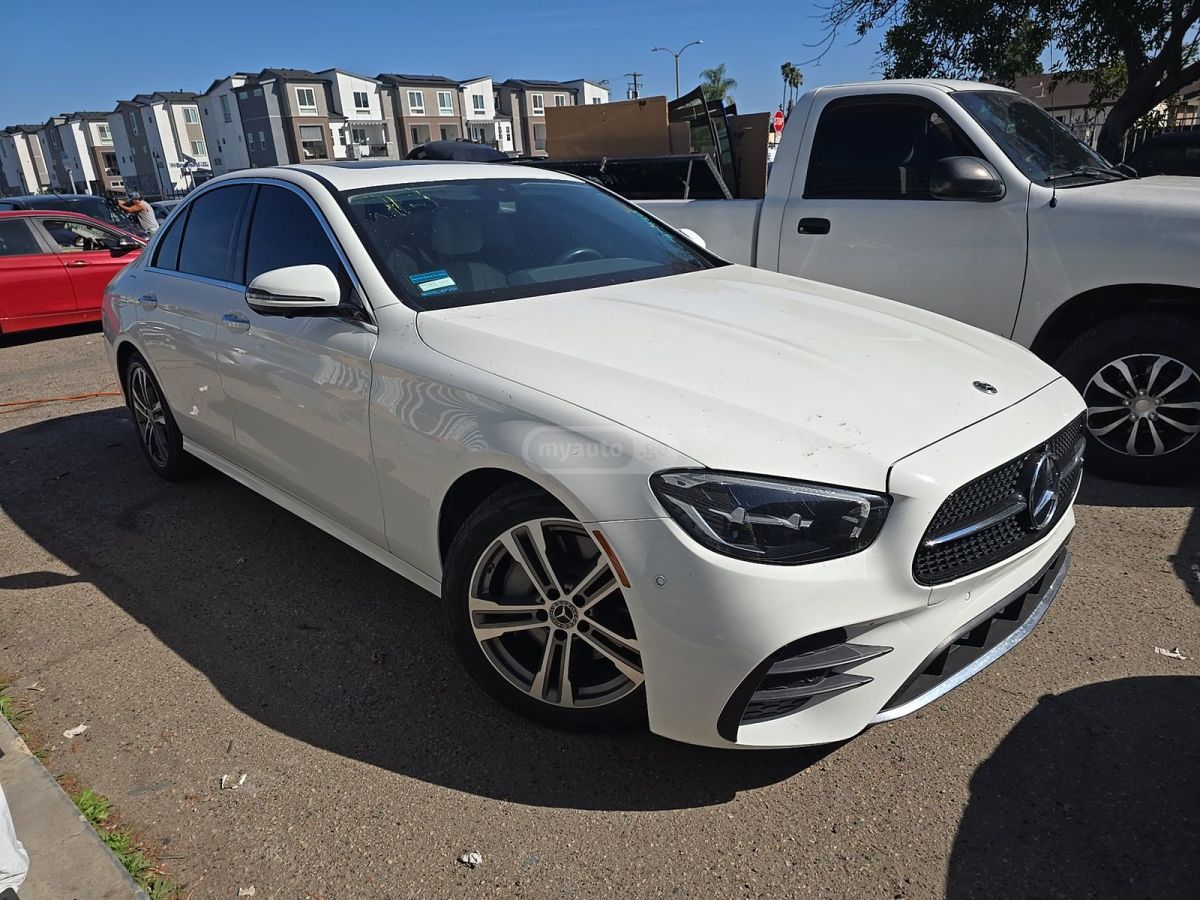 Mercedes-Benz E 350 - фото 1