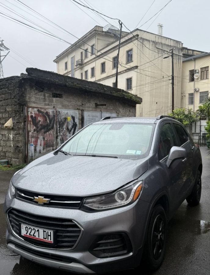 Chevrolet Trax - фото 1
