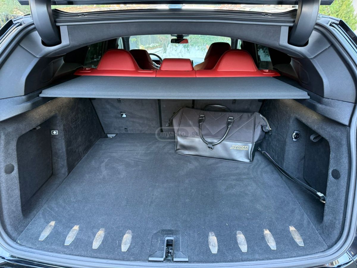 BMW XM - фото 12