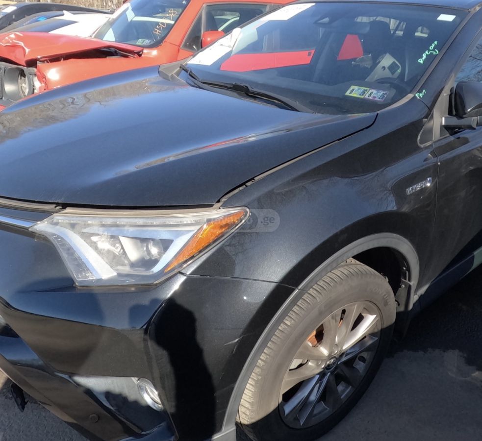 Toyota RAV 4 - фото 2