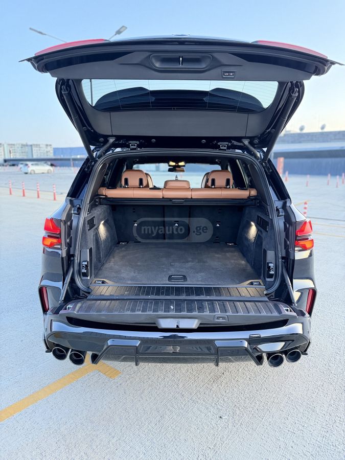 BMW X5 - фото 12