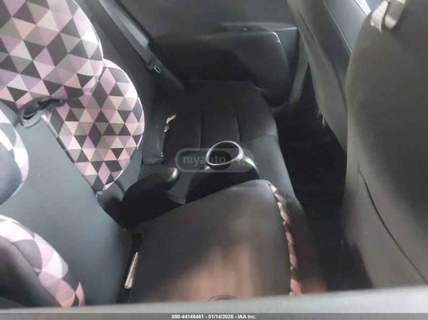 Kia Rio 2022 — миниатюра 8