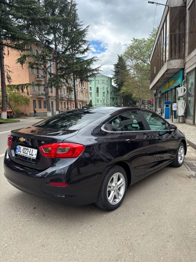 Chevrolet Cruze - фото 4