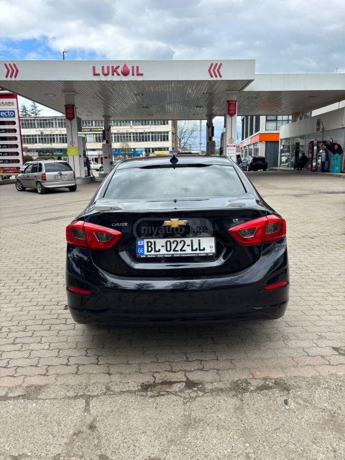 Chevrolet Cruze - фото 8