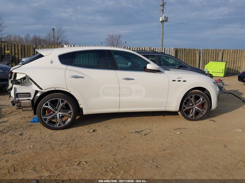 Maserati Levante 2022 — миниатюра 13