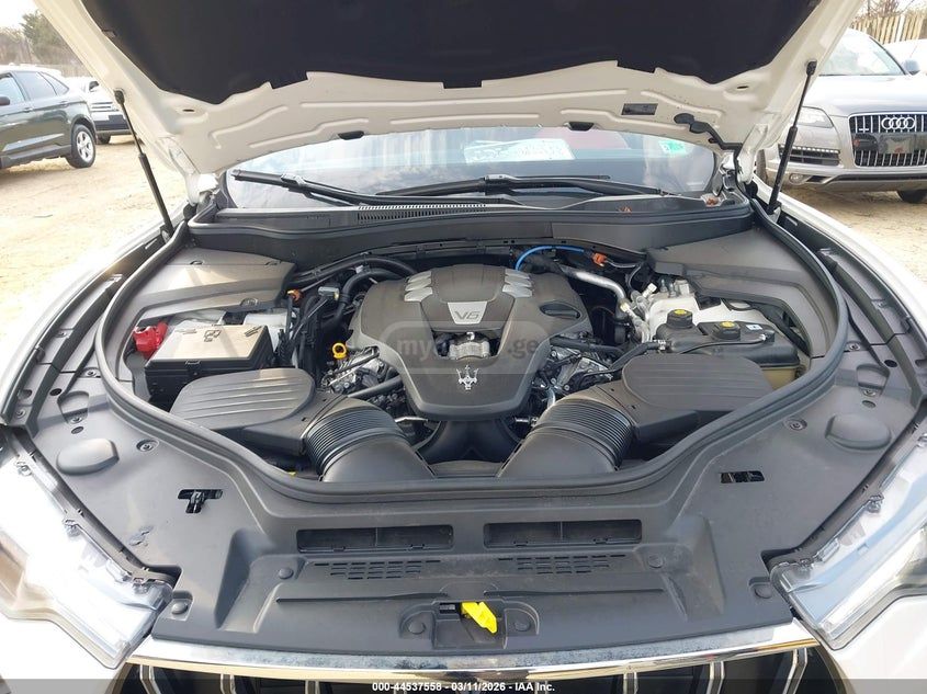 Maserati Levante 2022 — миниатюра 9