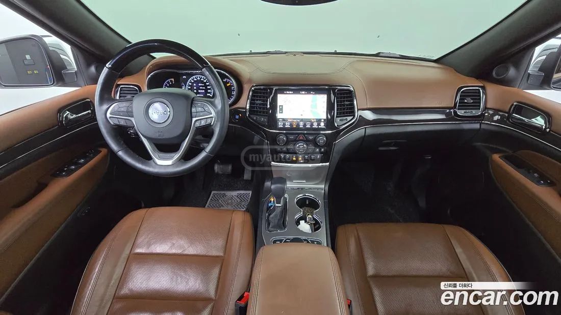 Jeep Grand Cherokee - фото 7