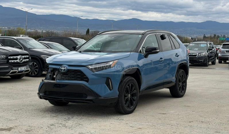 Toyota RAV 4 - фото 1