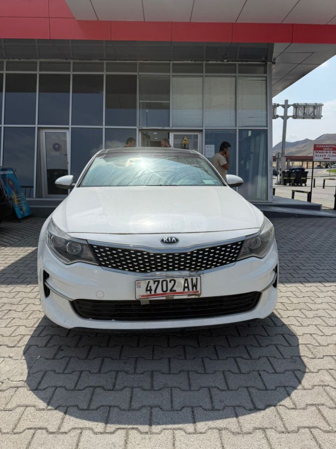 Kia Optima - фото 1