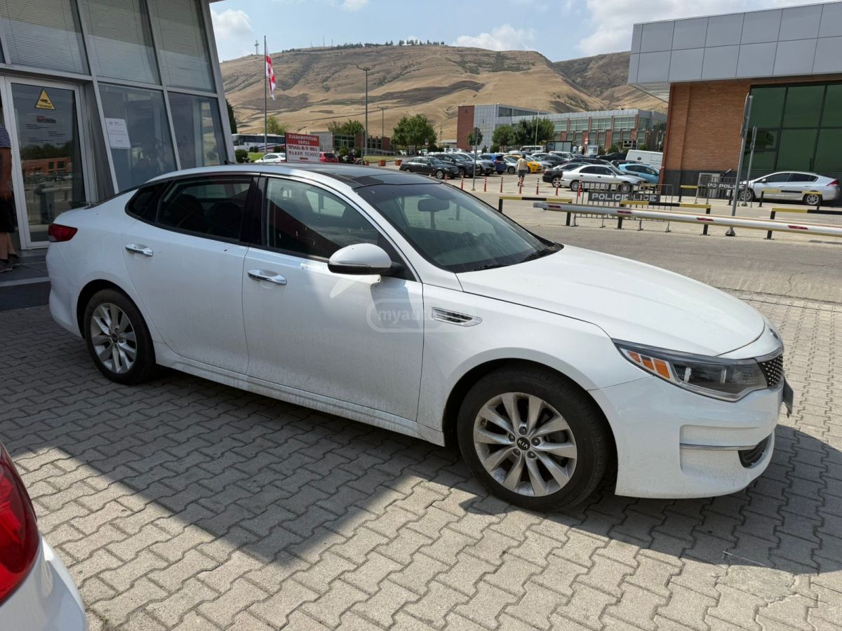 Kia Optima - фото 2