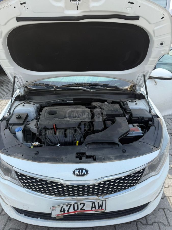 Kia Optima - фото 6