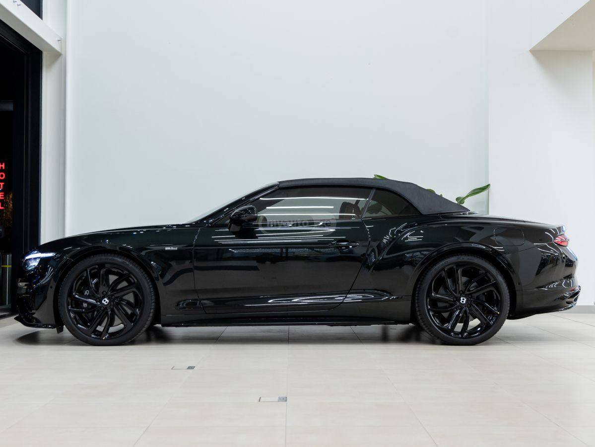 Bentley Continental 2025 — миниатюра 2
