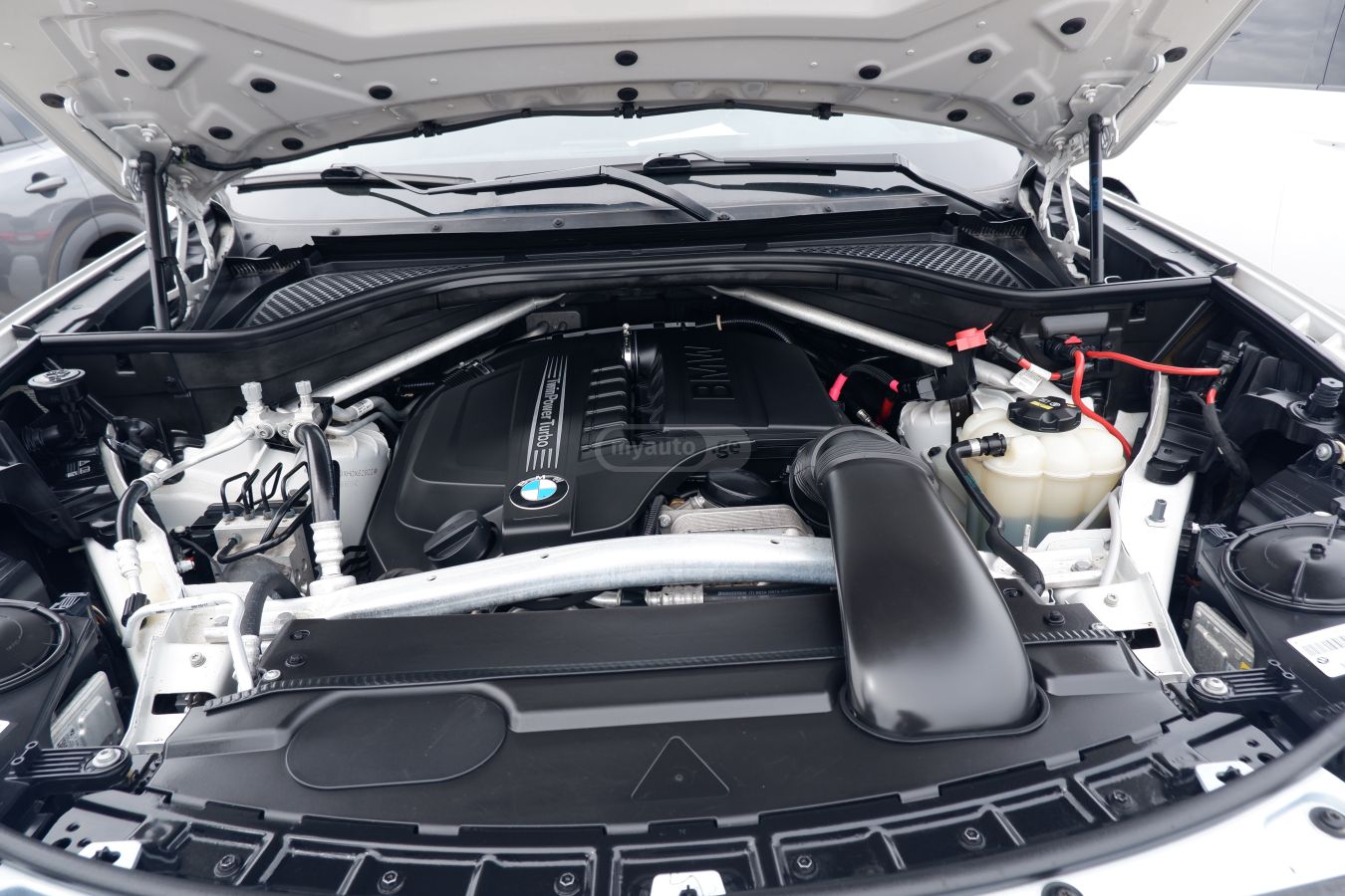 BMW X5 - фото 15