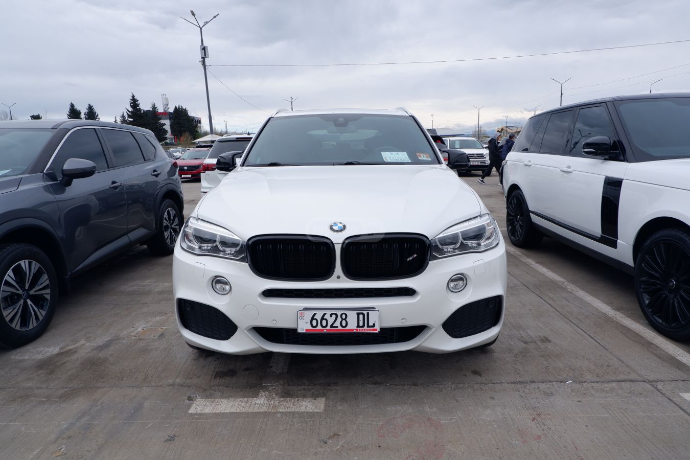 BMW X5 - фото 2