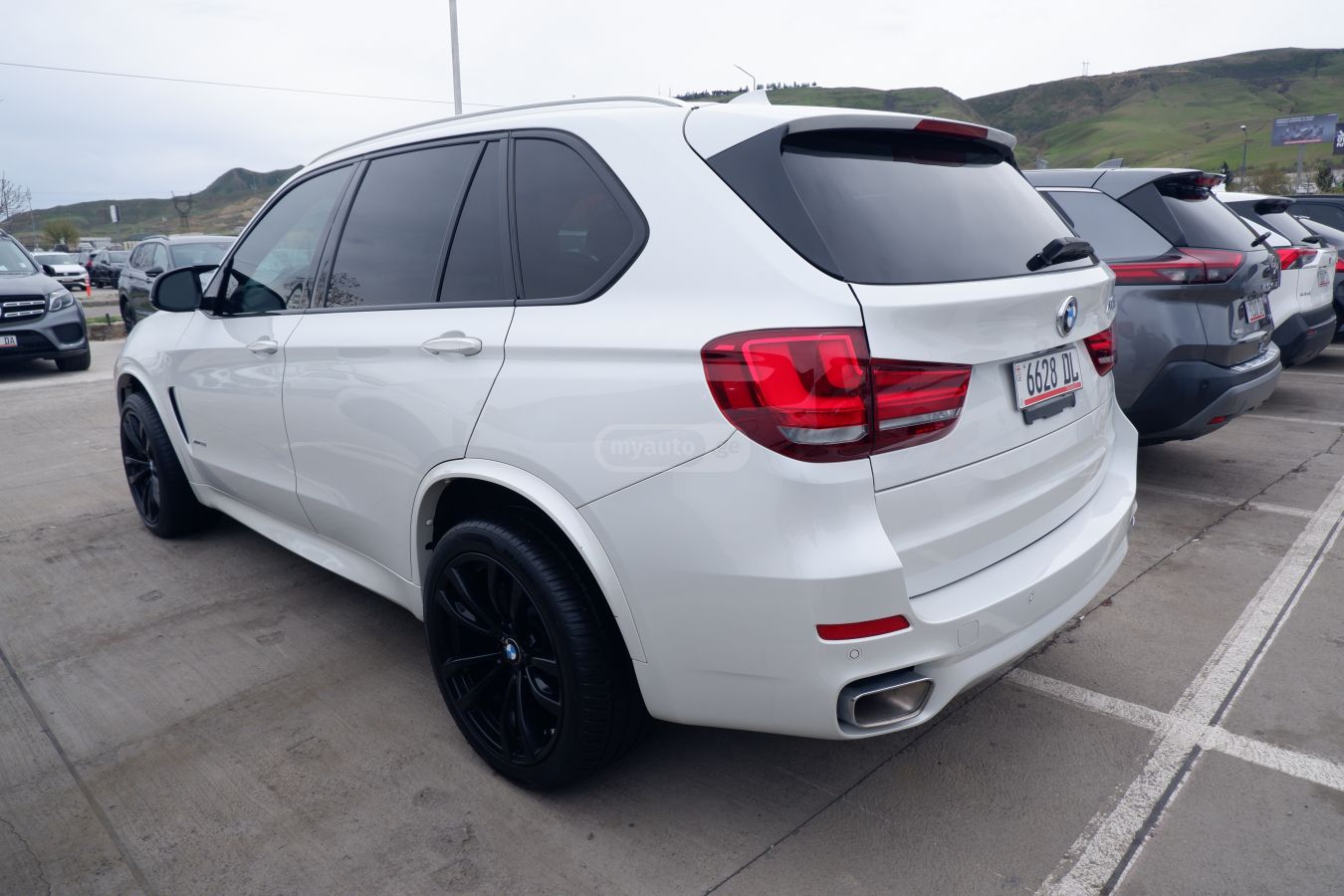 BMW X5 - фото 5