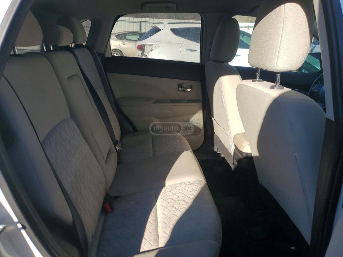 Mitsubishi Outlander - фото 10