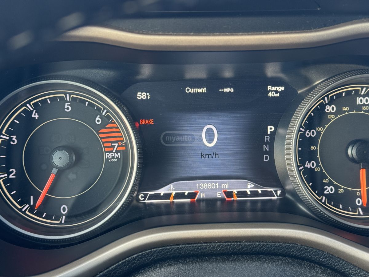 Jeep Cherokee - фото 10